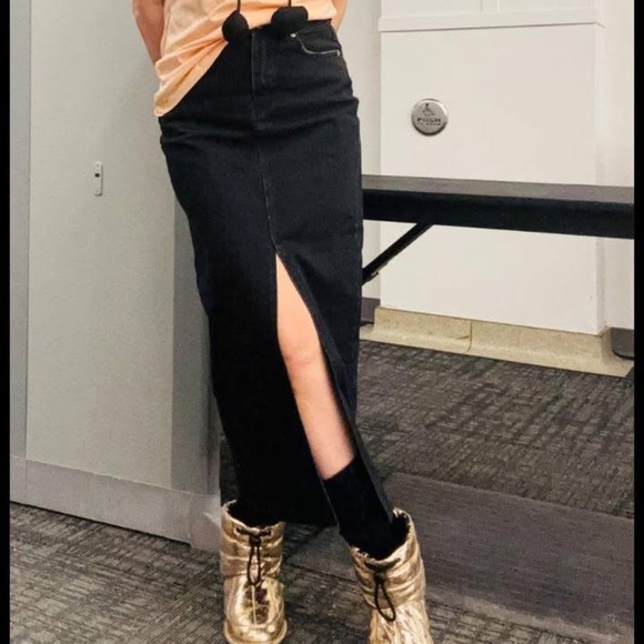 New jeans skirt NWT - Picture 3 of 3